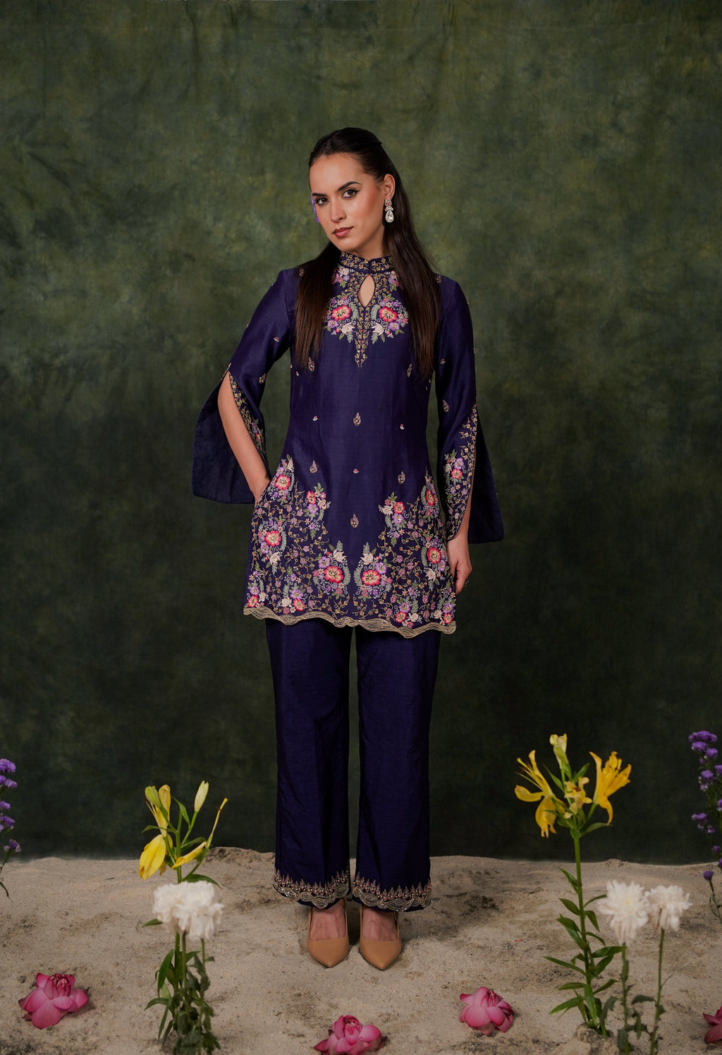 De Lara Indigo Chanderi Kurta With Silk Pant