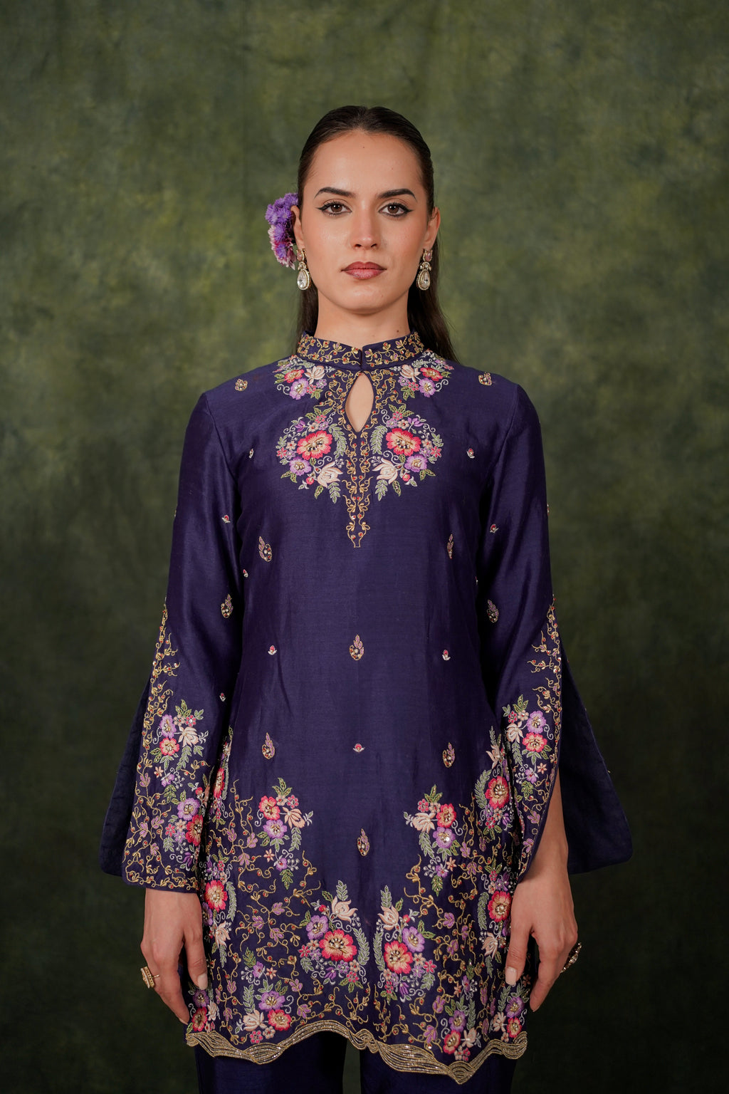 De Lara Indigo Chanderi Kurta With Silk Pant
