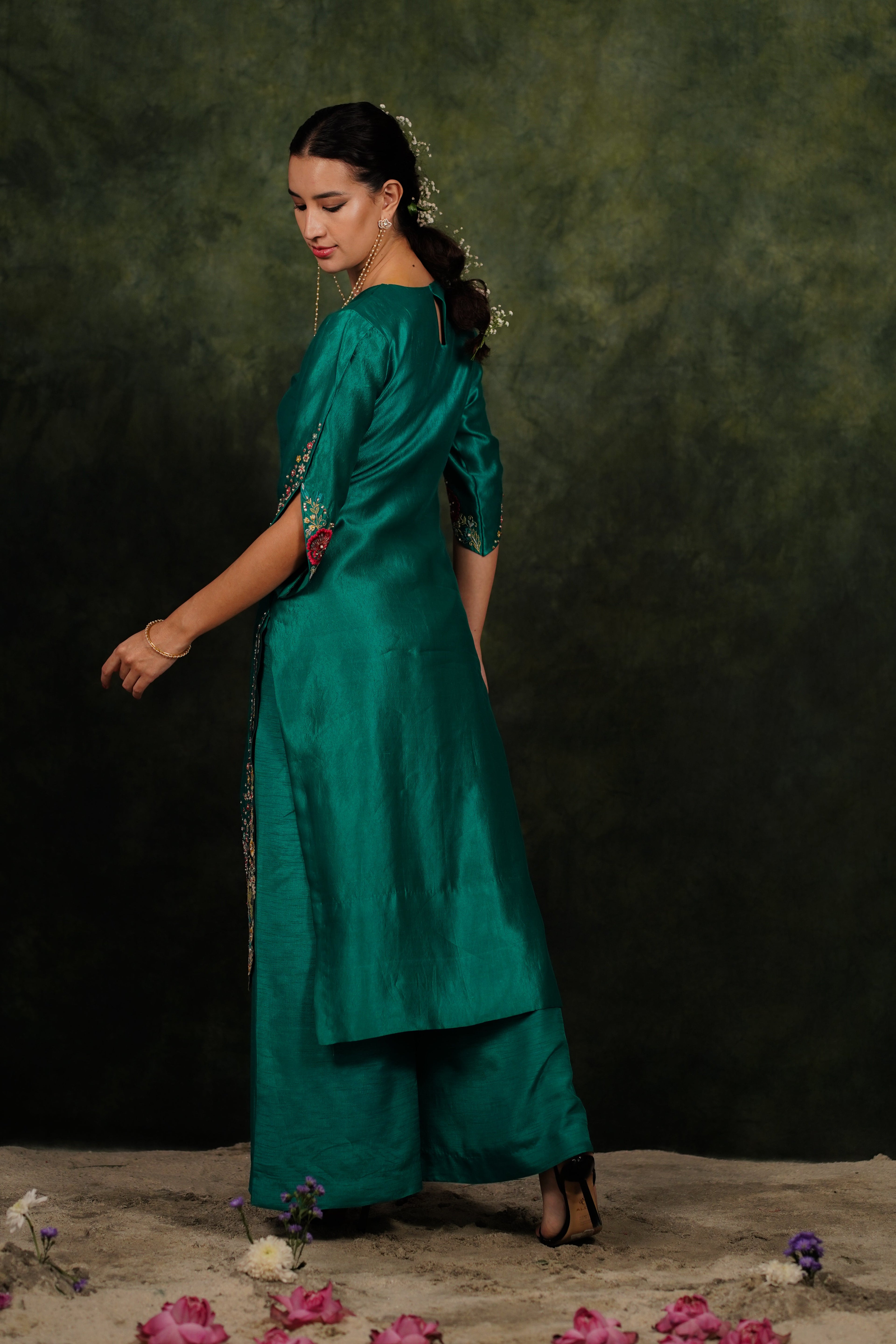 Zahraé Viridian Dupion Silk Kurta Set