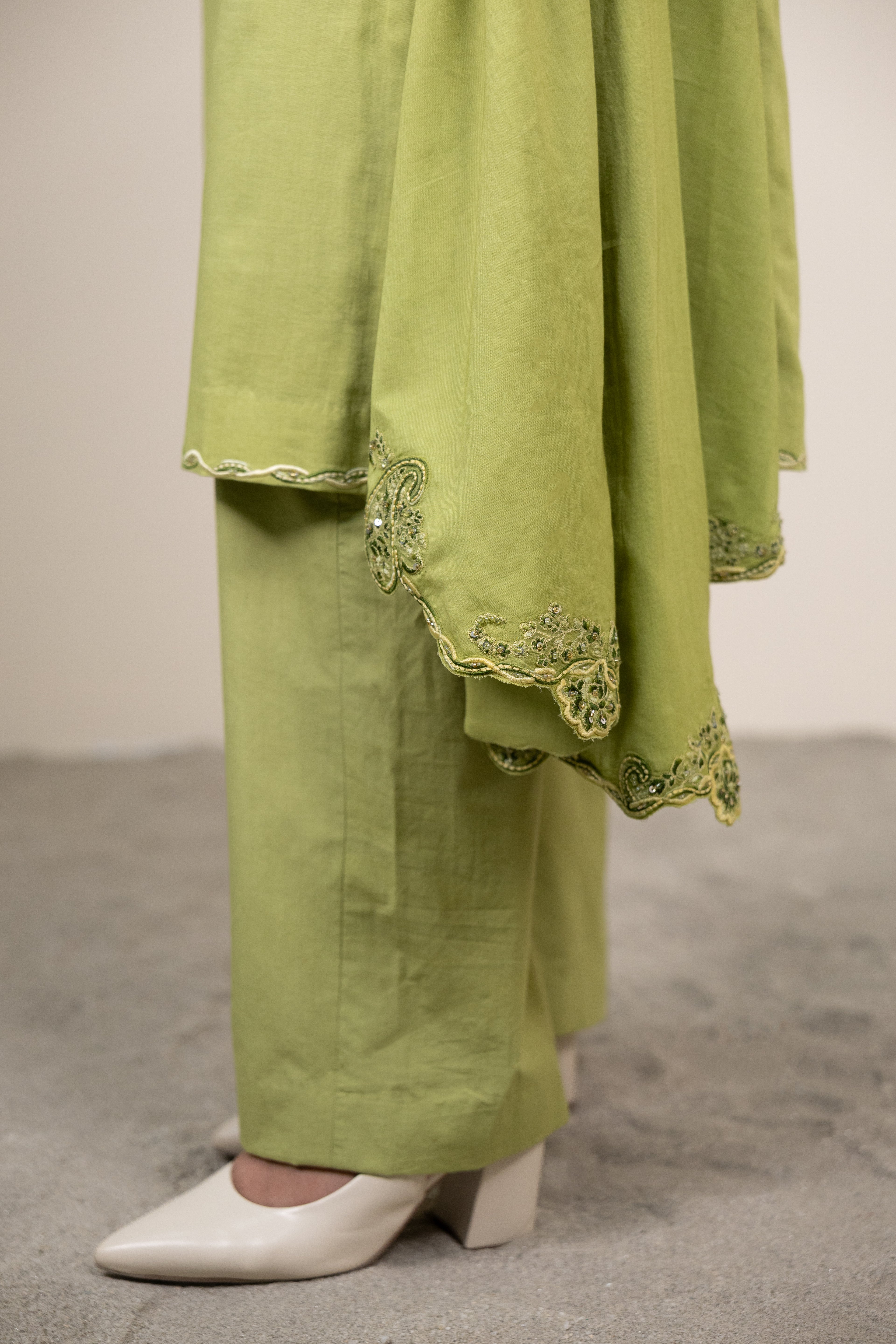 Izel Seed Green Kurta Set