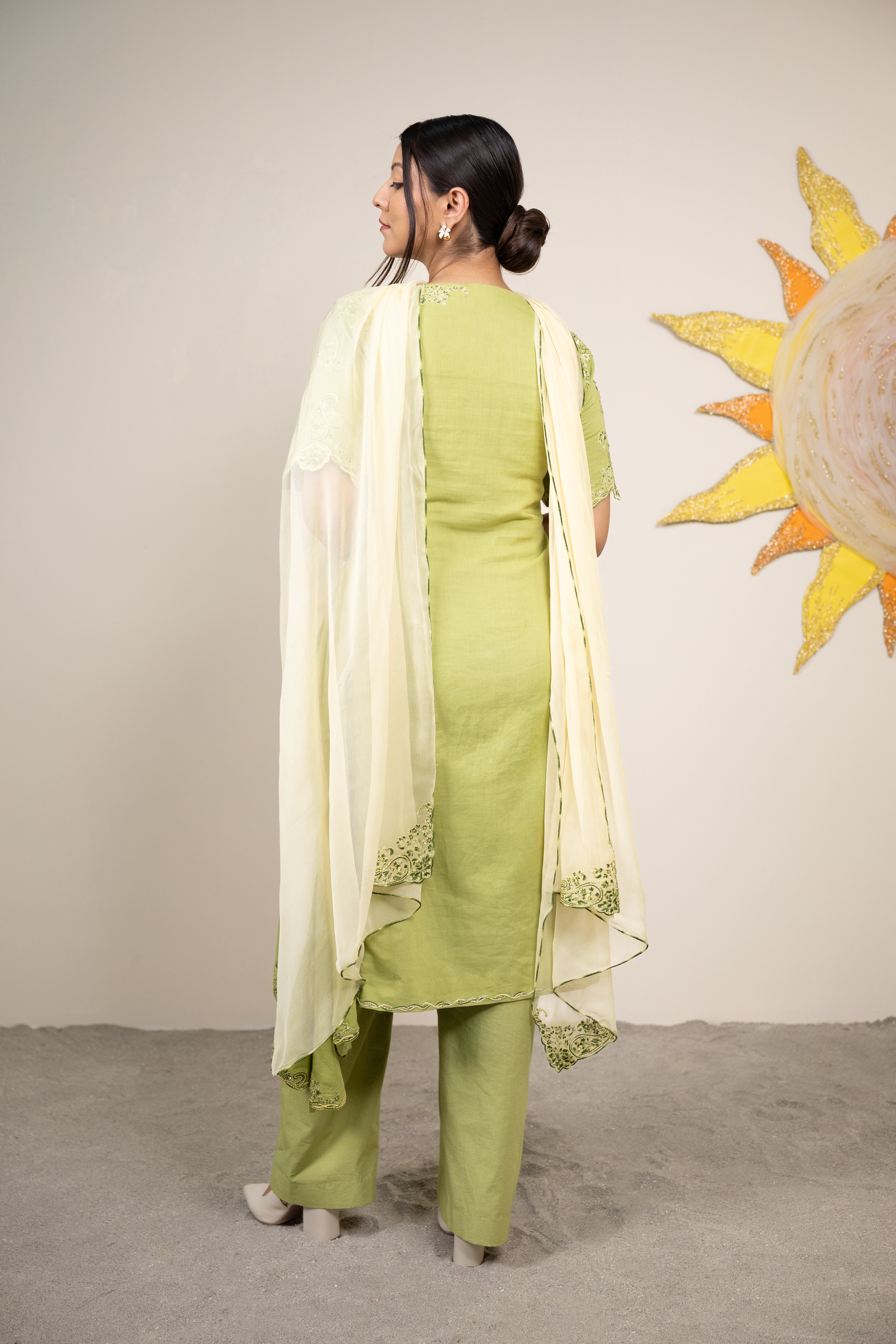 Izel Seed Green Kurta Set